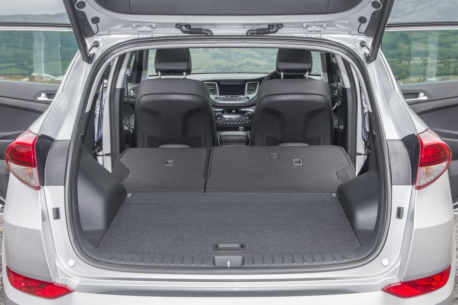  Hyundai Tucson 2015 года  (UK) (фото 16 из 20)